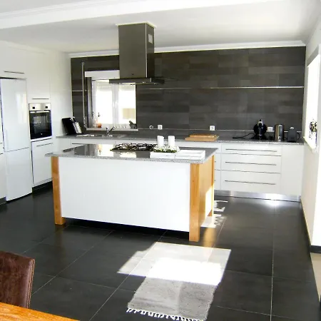 Appartement Hetty House - Ferrel, Big House, Balcony With Open View Ferrel (Leiria)