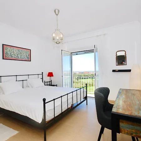 Hetty House - Ferrel, Big House, Balcony With Open View Appartement